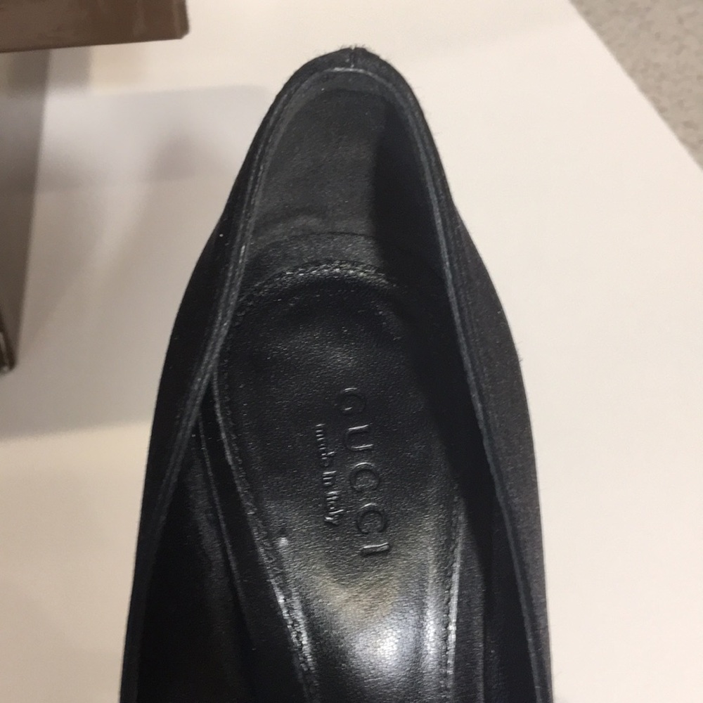 Shoes - Picture 2 of 5